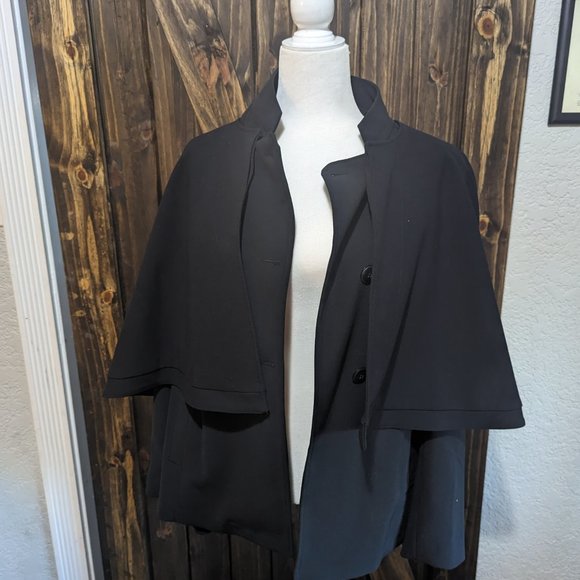 NEW Halogen Coat with Detachable Cape - Picture 3 of 6